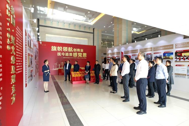 331e70330656406082bfde357b52d9c9.jpg 331e70330656406082bfde357b52d9c9.jpg